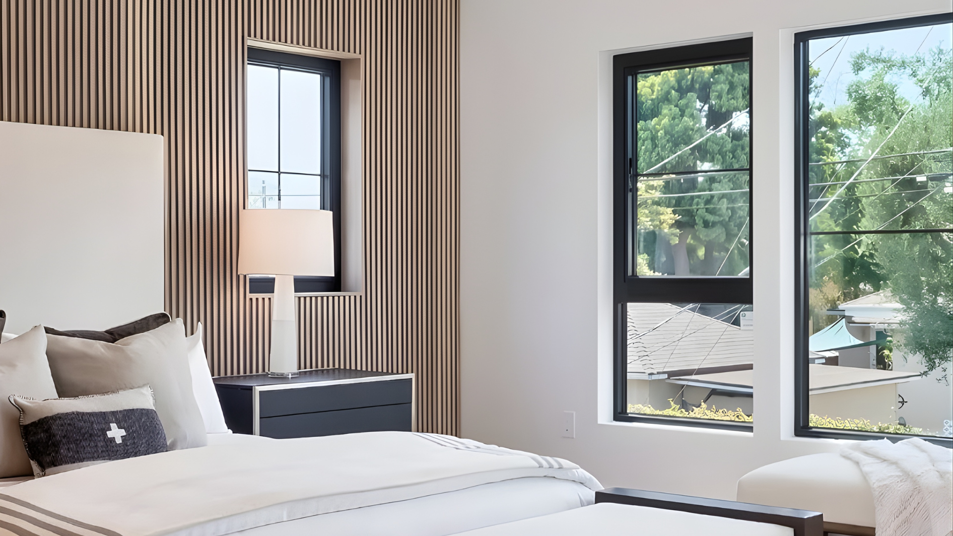 VLX 500 Single & Double Hung Window in Port St. Lucie, FL | TruePane Windows & Doors - detail 4